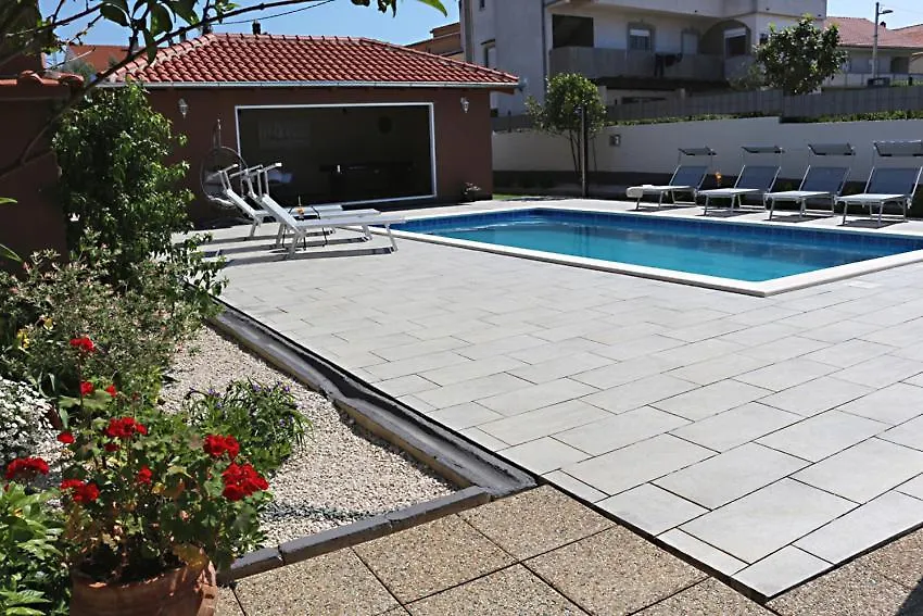 Vila Anda Zadar 0*,