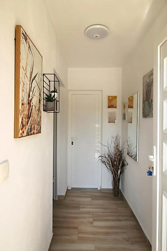Vila Anda Zadar 0*,