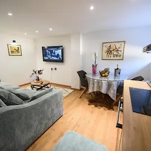 Apartman Maja Apartment