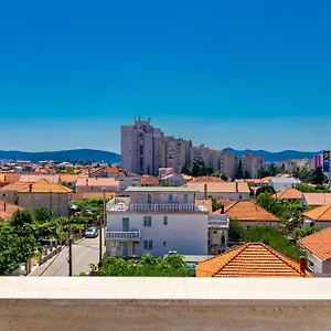 Mrak Exclusive Apartment